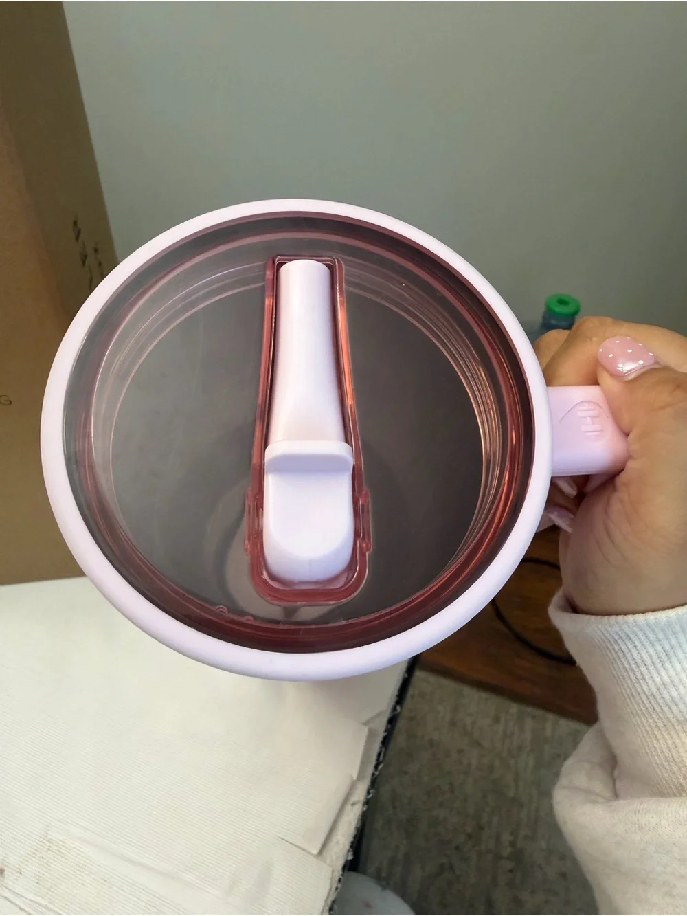 HydroJug x Victoria’s Secret 40oz (Pink Dot Dog)